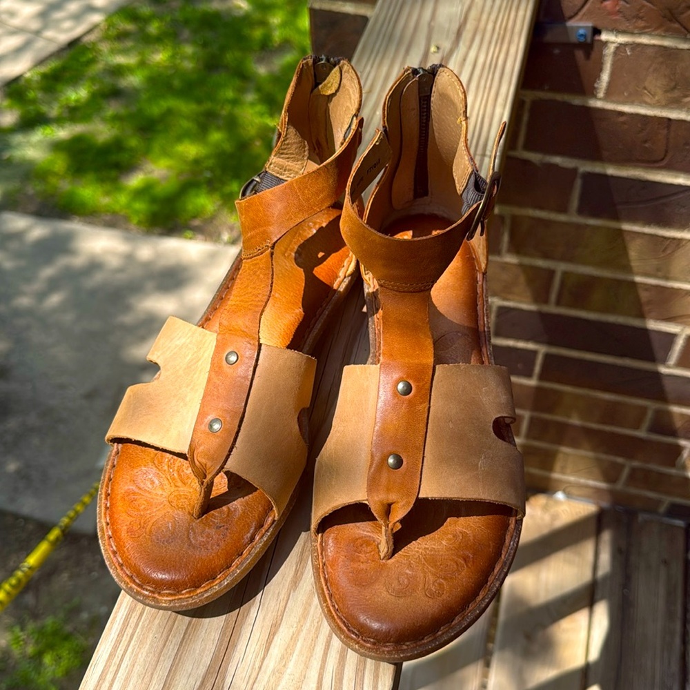 Born Timina Leather Sandal